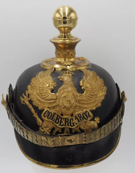 Prussian 2nd Foot Artillery Officer Pickelhaube Visuel 1 principal